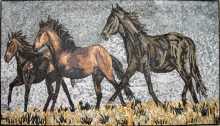 AN251 Three horses  Mosaic